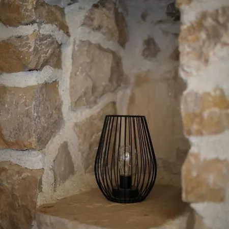 Stone House Chico بيت للعطل