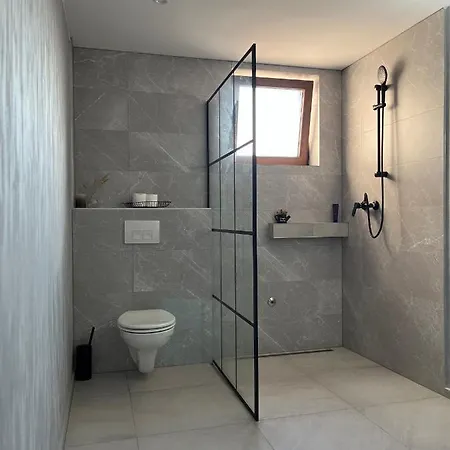 Сasa de vacaciones Stone House Chico *