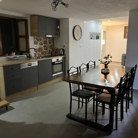 別荘 Stone House Chico *